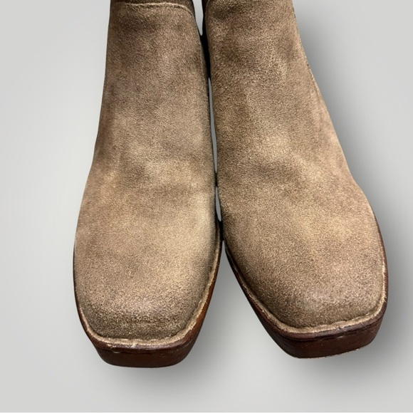 BORN Hailey Buckle Platform Leather Bootie/Side Zip US 9.5 M Taupe Distressed - Picture 3 of 13